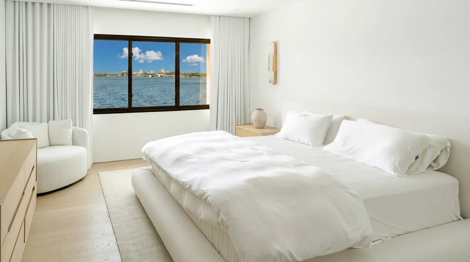 12705 Biscayne — Miami, FL