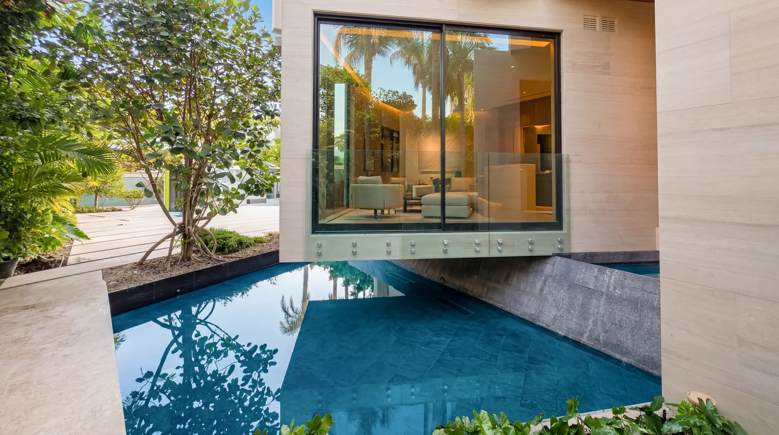 16 Dilido — Venetian Islands, FL