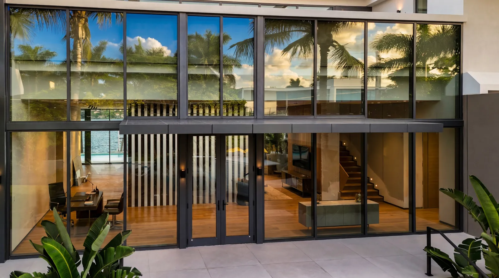121 Hibiscus — Hibiscus Island, FL
