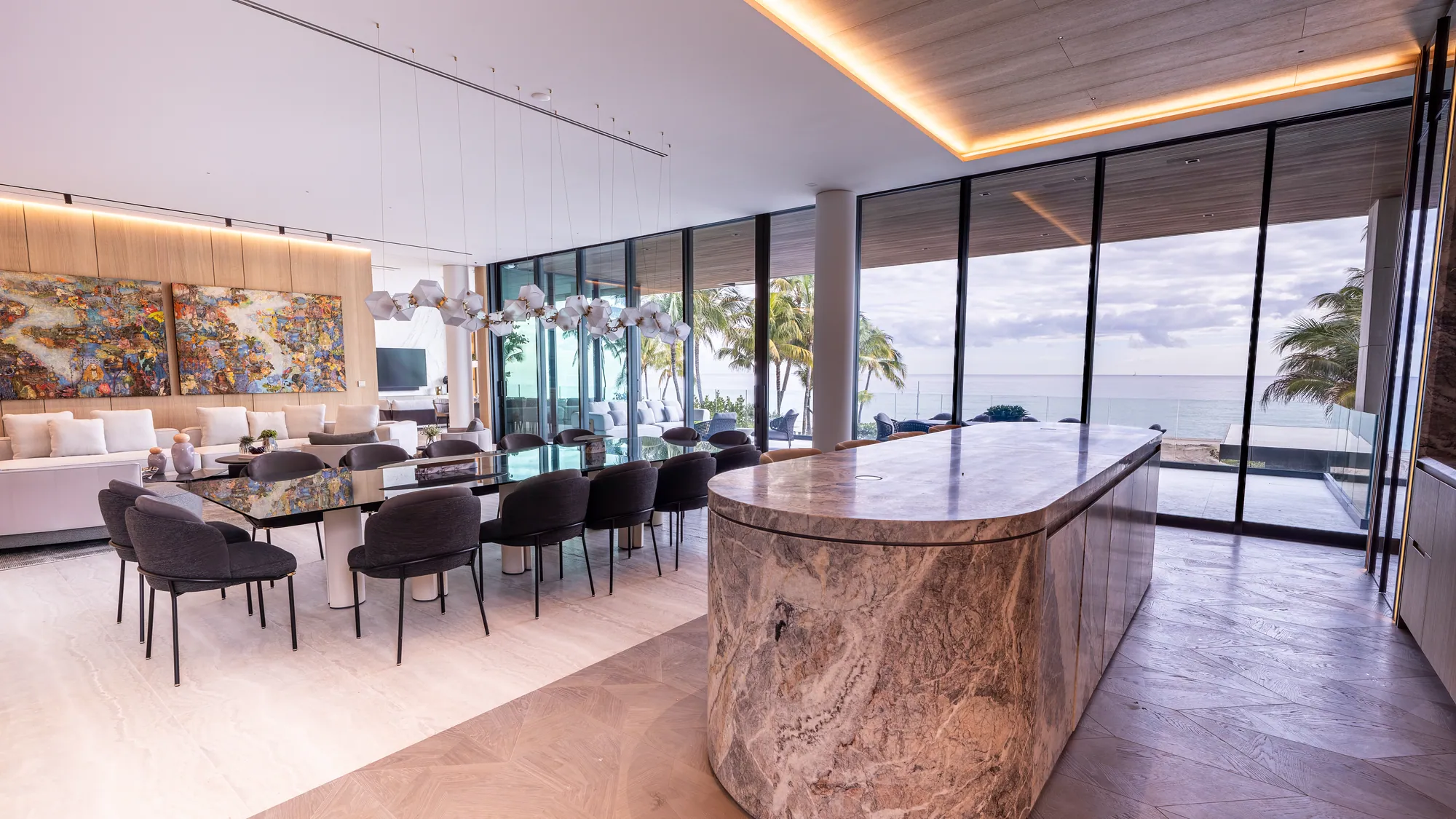 The 225 Residence — Miami Beach, FL