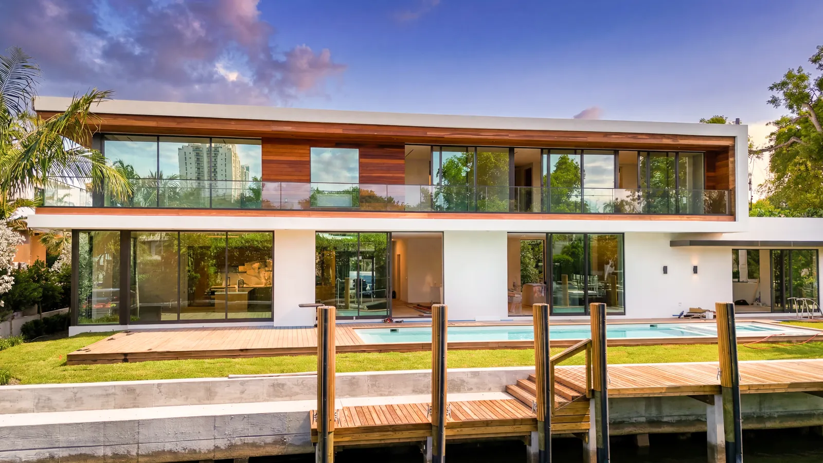 2288 Sunset — Miami Beach, FL