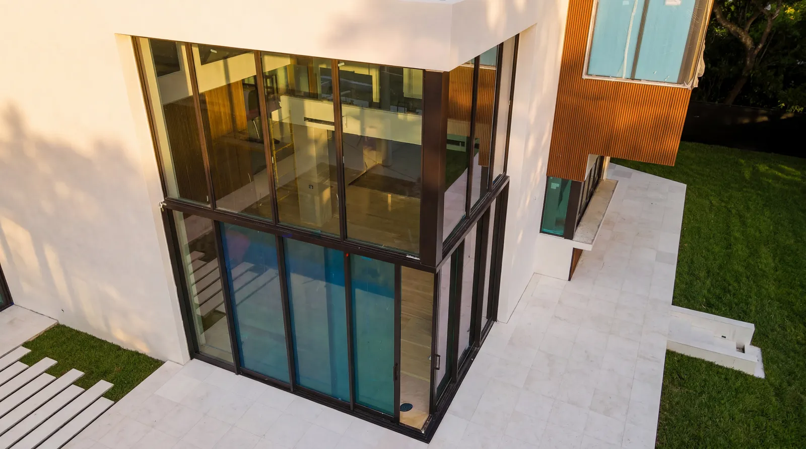 5717 SW 130 — Pinecrest, FL